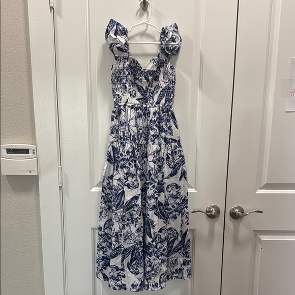Abercrombie and Fitch Blue and White Floral Dress with Ruffled Straps - Picture 3 of 4